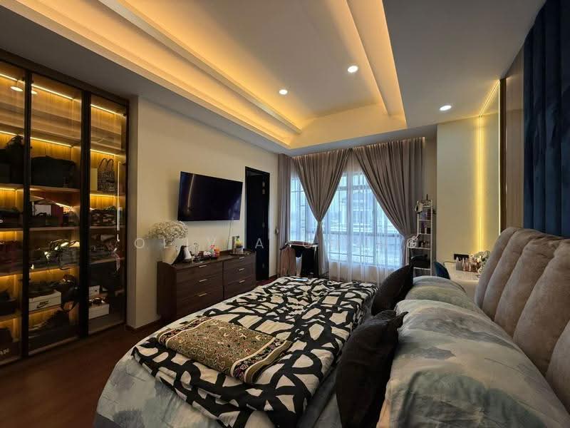 Rumah Teres 2-Tingkat untuk Dijual di Setia Tropika (Johor Bahru) - Olivia Ching - Bedroom - PropertyGuru.com.my