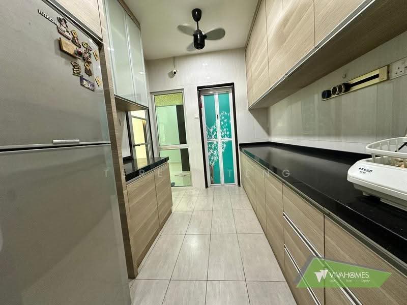 Cluster House for Sale in Bandar Parklands (Klang) - Teresa Teng - Kitchen - PropertyGuru.com.my