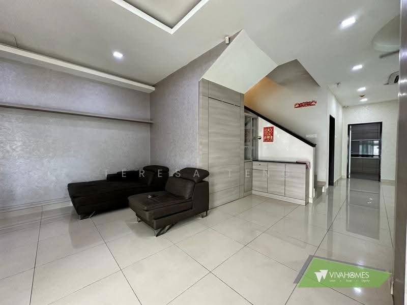 Cluster House for Sale in Bandar Parklands (Klang) - Teresa Teng - Living Room - PropertyGuru.com.my
