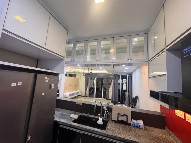 Kondominium untuk Disewa di Adora Courtyard Apartments - Kam Tong - Kitchen - PropertyGuru.com.my
