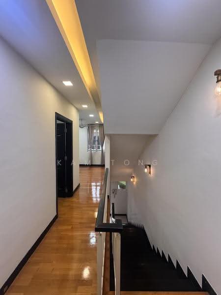 Kondominium untuk Disewa di Adora Courtyard Apartments - Kam Tong - Corridor - PropertyGuru.com.my