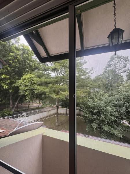 Kondominium untuk Disewa di Adora Courtyard Apartments - Kam Tong - Balcony - PropertyGuru.com.my