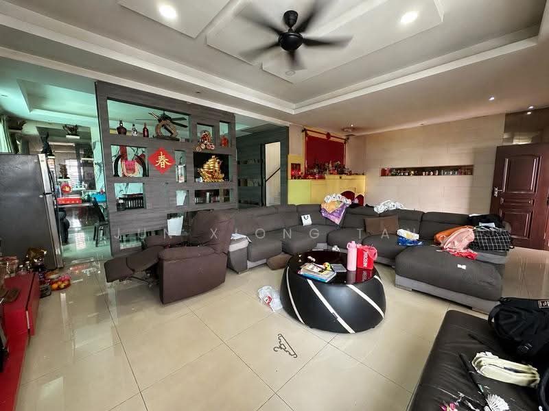 2-storey Terraced House for Sale in Bandar Putra Kulai (Kulai) - Jun Xiong Tan - Living Room - PropertyGuru.com.my