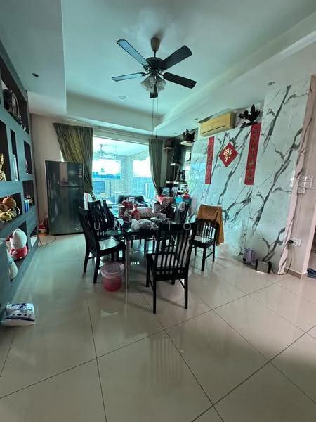 2-storey Terraced House for Sale in Bandar Putra Kulai (Kulai) - Jun Xiong Tan - Dining Room - PropertyGuru.com.my