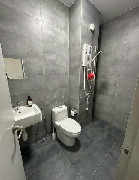 Condominium for Rent at Verando Residence - Thanap Priyaa - Bathroom - PropertyGuru.com.my