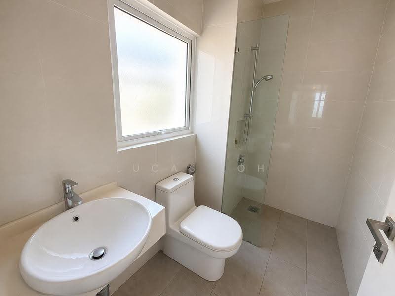Rumah Bandar untuk Dijual di Bandar Puteri Puchong (Puchong) - Lucas Loh - Bathroom - PropertyGuru.com.my
