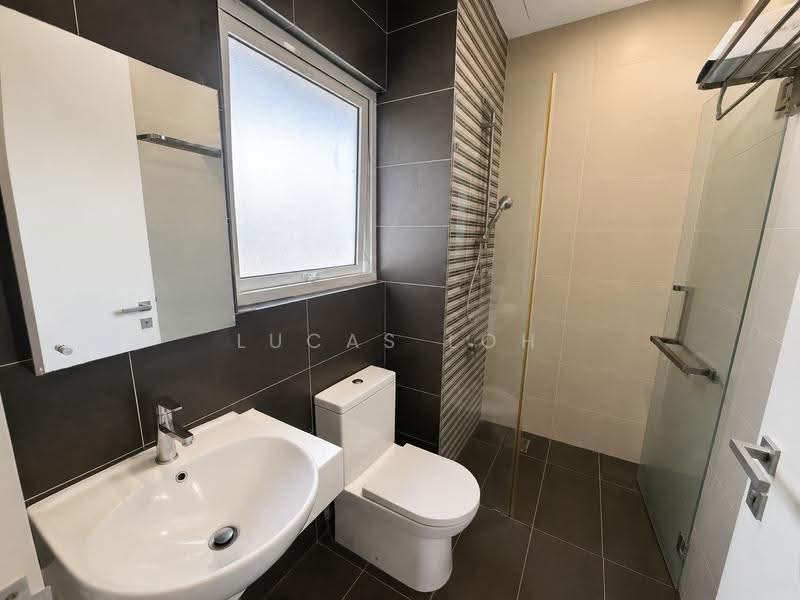 Rumah Bandar untuk Dijual di Bandar Puteri Puchong (Puchong) - Lucas Loh - Bathroom - PropertyGuru.com.my
