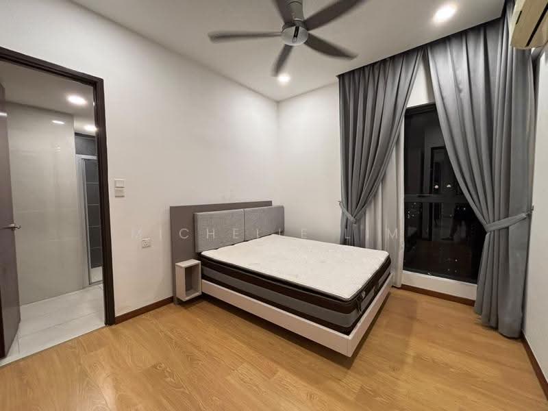 Condominium for Sale at Royal Strand @ Country Garden Danga Bay - Michelle Lim - PropertyGuru.com.my