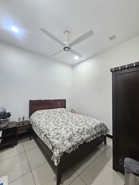 2-storey Terraced House for Sale in Taman Nusa Idaman (Iskandar Puteri (Nusajaya)) - Jun Xiong Tan - Bedroom - PropertyGuru.com.my