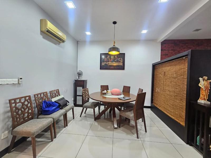 2-storey Terraced House for Sale in Taman Nusa Idaman (Iskandar Puteri (Nusajaya)) - Jun Xiong Tan - Dining Room - PropertyGuru.com.my