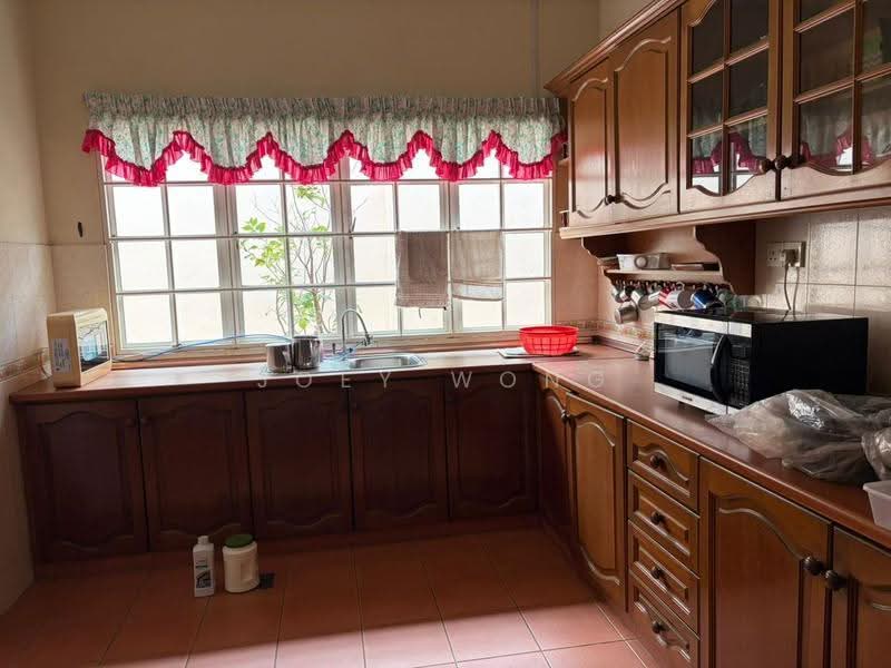 Bungalow House for Rent in SS3 (Petaling Jaya) - Joey Wong - Kitchen - PropertyGuru.com.my