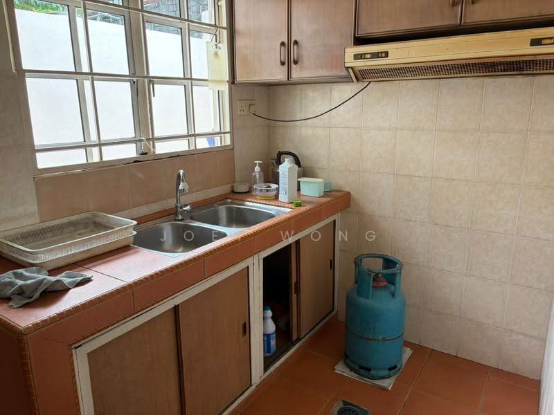 Bungalow House for Rent in SS3 (Petaling Jaya) - Joey Wong - Kitchen - PropertyGuru.com.my