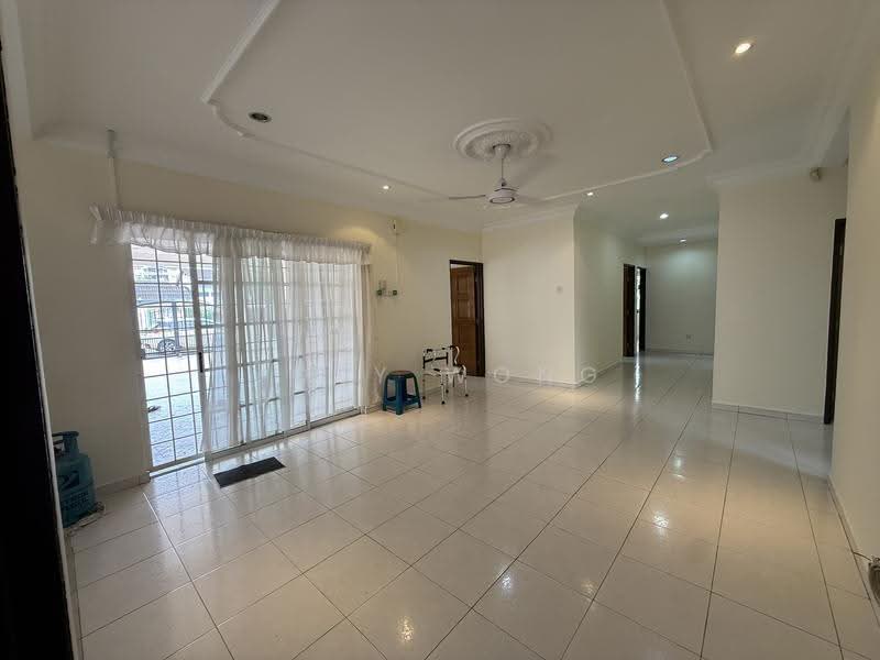Bungalow House for Rent in SS3 (Petaling Jaya) - Joey Wong - Living Room - PropertyGuru.com.my