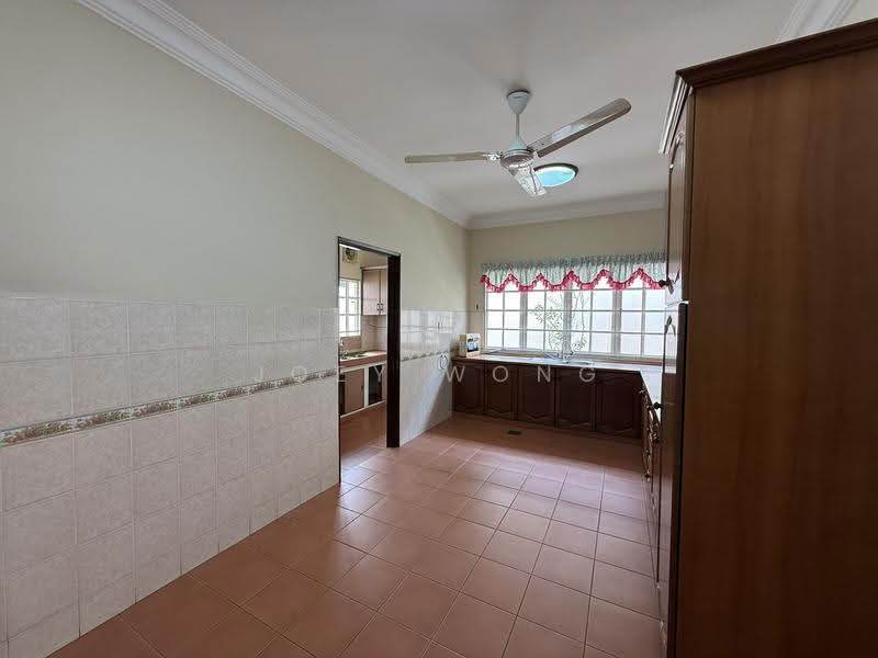 Bungalow House for Rent in SS3 (Petaling Jaya) - Joey Wong - Kitchen - PropertyGuru.com.my
