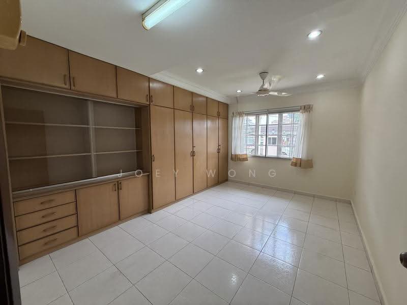 Bungalow House for Rent in SS3 (Petaling Jaya) - Joey Wong - Bedroom - PropertyGuru.com.my
