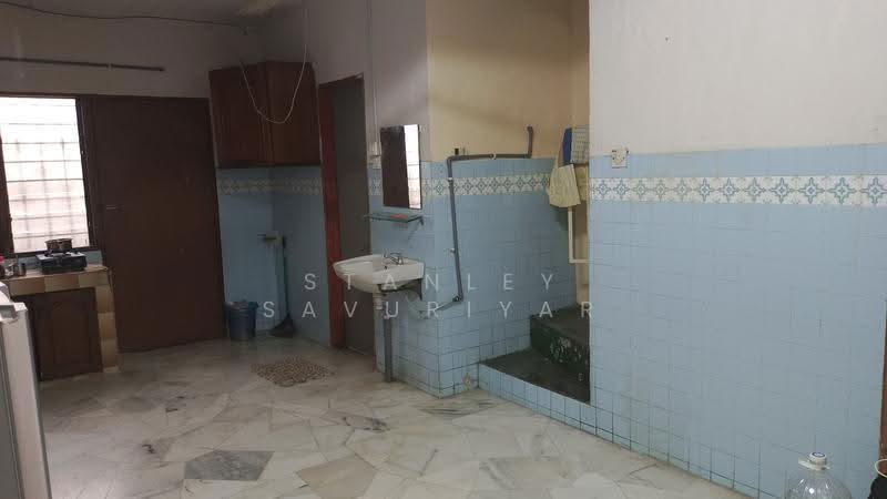 2-storey Terraced House for Rent in Taman Medan (Petaling Jaya) - Stanley Savuriyar - Kitchen - PropertyGuru.com.my