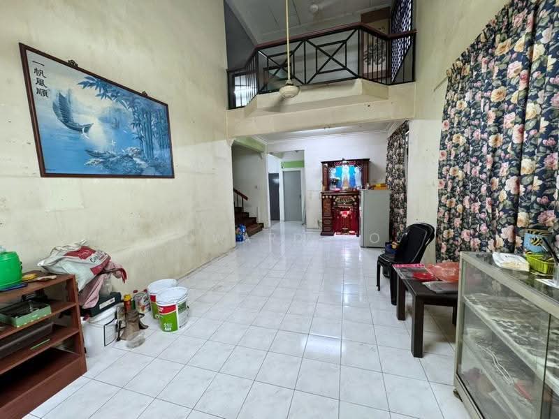 Semi-Detached House for Sale in Taman Megah Ria (Masai) - Edward Oo - Living Room - PropertyGuru.com.my