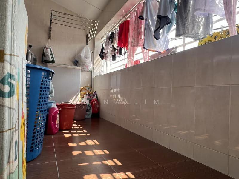 2-storey Terraced House for Sale in Saujana Damansara (Damansara Damai) - Ciana Lim - Balcony - PropertyGuru.com.my