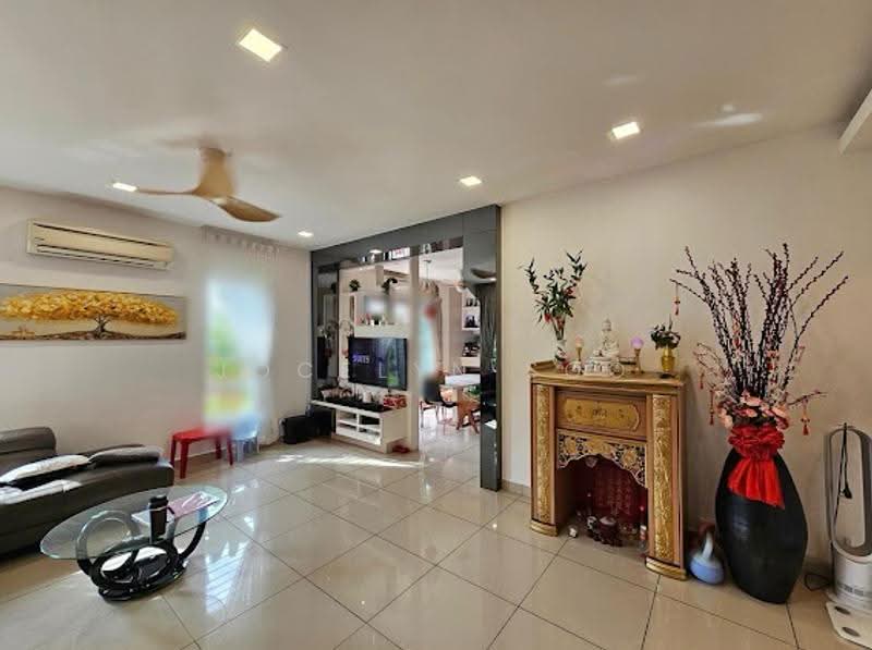 Rumah Teres 2-Tingkat untuk Dijual di Sungai Long (Bandar Sungai Long) - Jocelyn Soo - Living Room - PropertyGuru.com.my
