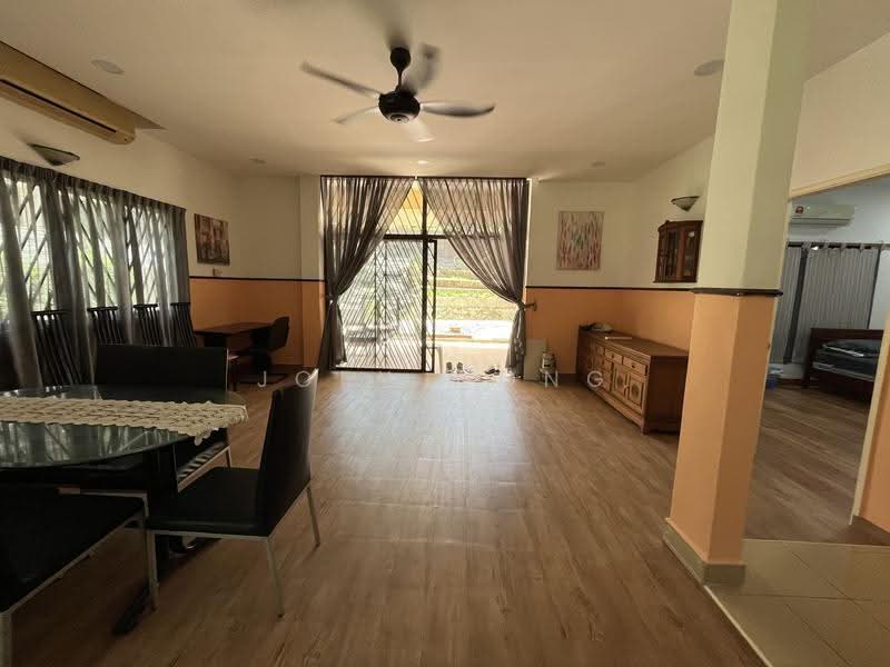 Bungalow House untuk Dijual di SS1 (Petaling Jaya) - Joey Wong - Living Room - PropertyGuru.com.my