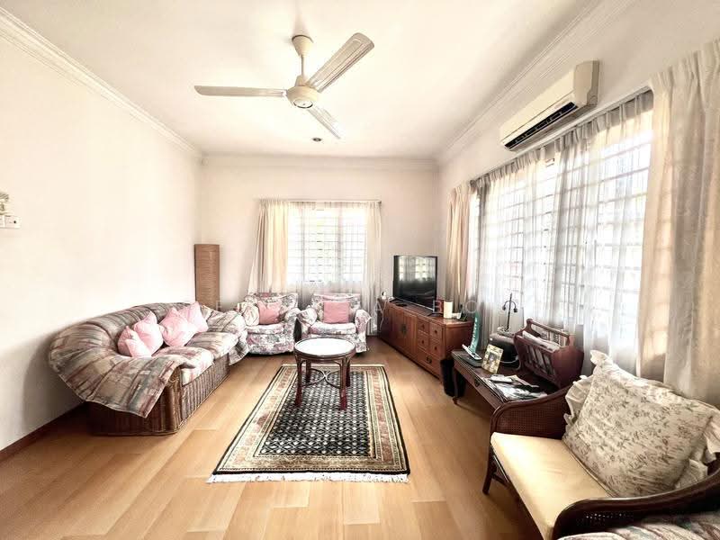 Bungalow House untuk Dijual di SS1 (Petaling Jaya) - Bernisa Bon - Living Room - PropertyGuru.com.my