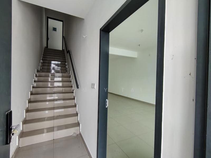 2-storey Terraced House for Sale in Bandar Dato Onn (Tebrau) - Tommy Tai - Entrance - PropertyGuru.com.my