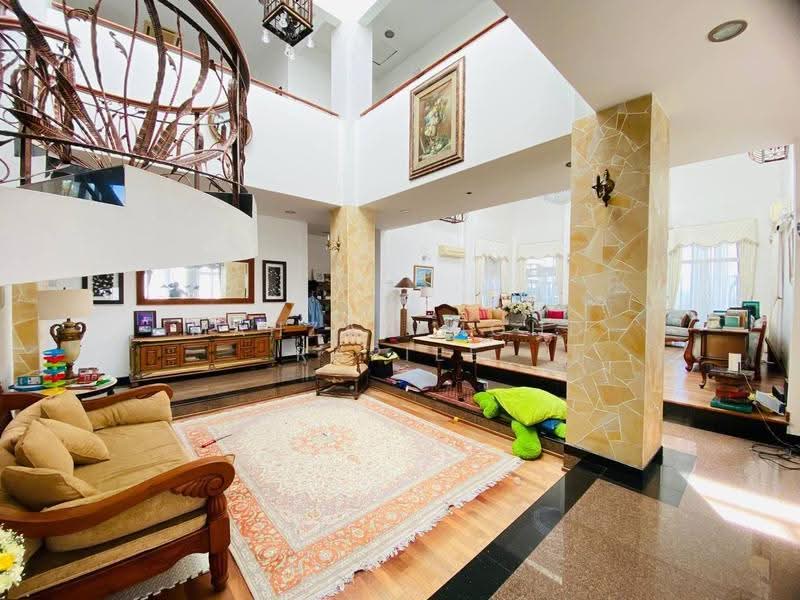 Bungalow House untuk Dijual di Bandar Baru Bangi (Selangor) - Mahzah Mohd Rapiee - Living Room - PropertyGuru.com.my