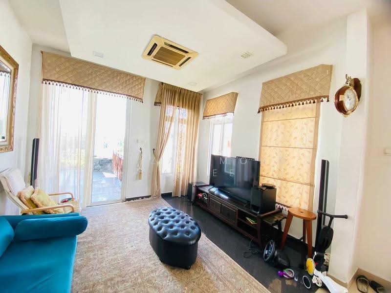 Bungalow House untuk Dijual di Bandar Baru Bangi (Selangor) - Mahzah Mohd Rapiee - Living Room - PropertyGuru.com.my