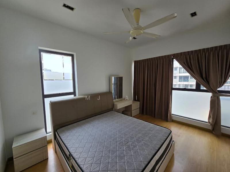 Kondominium untuk Disewa di Bay Laurel @ Country Garden Danga Bay - MJ Lai - Bedroom - PropertyGuru.com.my