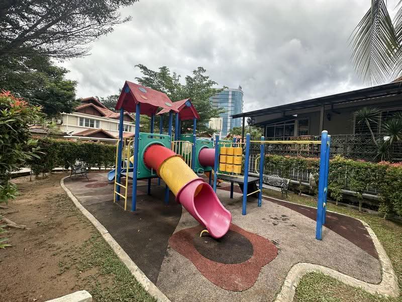 Semi-Detached House for Sale in Idamansara (Damansara Heights) - Li Gin - PropertyGuru.com.my