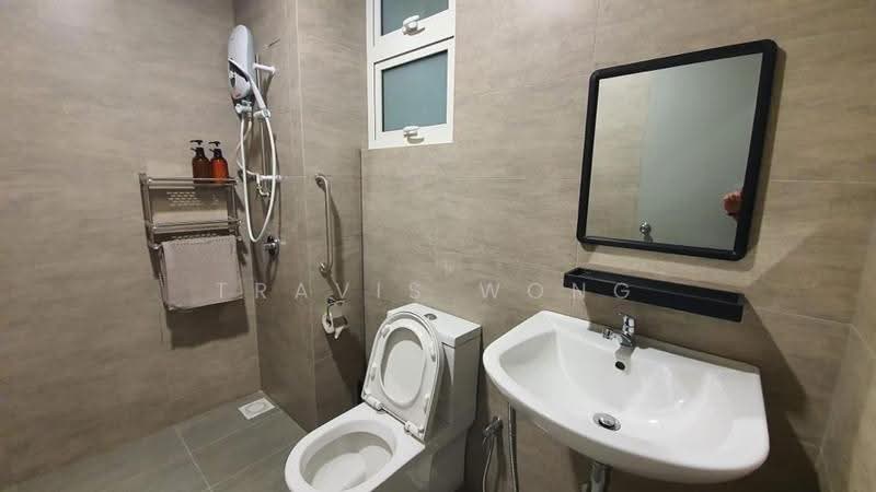Kediaman Servis untuk Dijual di TR Residence - Travis Wong - Bathroom - PropertyGuru.com.my