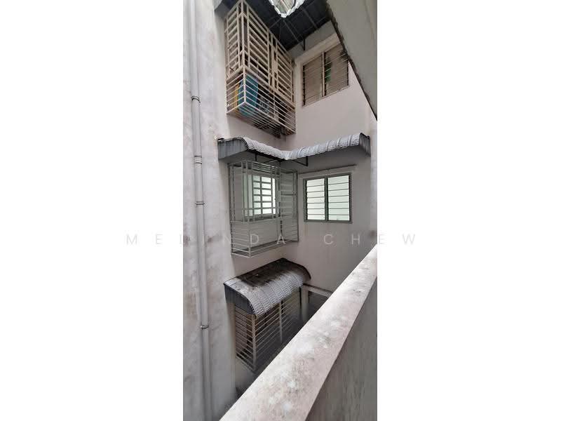 Pangsapuri untuk Dijual di Pangsapuri Setia Vista - Melinda Chew - Exterior - PropertyGuru.com.my