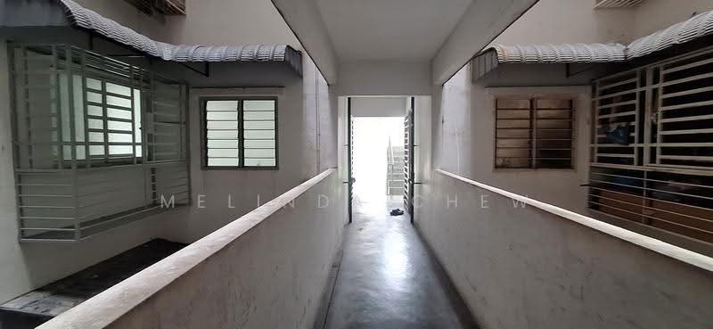 Pangsapuri untuk Dijual di Pangsapuri Setia Vista - Melinda Chew - Corridor - PropertyGuru.com.my