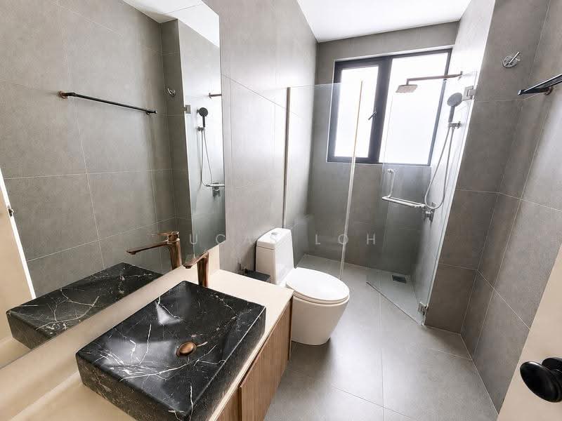 Bungalow House untuk Dijual di Bandar Puteri Puchong (Puchong) - Lucas Loh - Bathroom - PropertyGuru.com.my