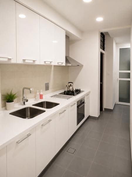 Condominium for Sale at Verdana - Jane Lai - Kitchen - PropertyGuru.com.my