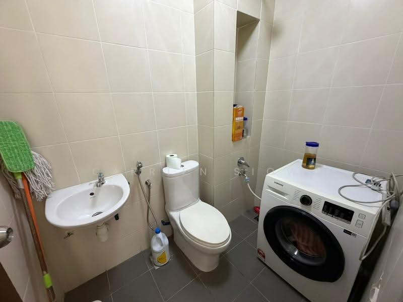 2-storey Terraced House for Sale in East Ledang (Iskandar Puteri (Nusajaya)) - Carrien Siow - Bathroom - PropertyGuru.com.my