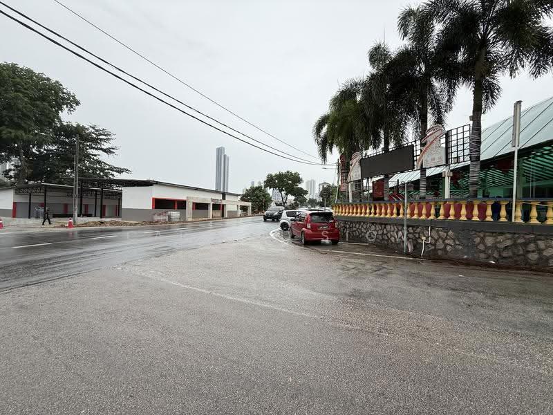 Rumah Berkembar untuk Dijual di Taman Pelangi (Johor Bahru) - Carrien Siow - Exterior - PropertyGuru.com.my