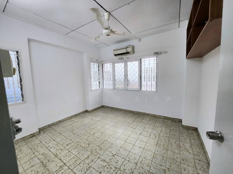 Rumah Berkembar untuk Dijual di Taman Pelangi (Johor Bahru) - Carrien Siow - Interior - PropertyGuru.com.my