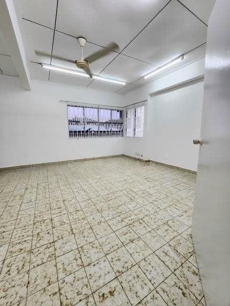 Rumah Berkembar untuk Dijual di Taman Pelangi (Johor Bahru) - Carrien Siow - Interior - PropertyGuru.com.my