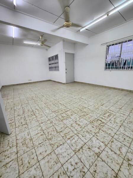 Rumah Berkembar untuk Dijual di Taman Pelangi (Johor Bahru) - Carrien Siow - Interior - PropertyGuru.com.my