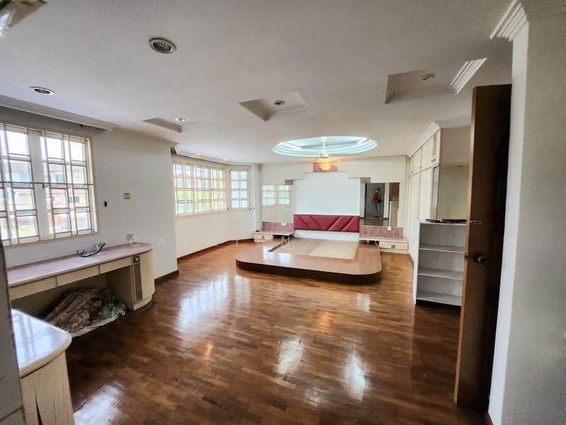 Rumah Berkembar untuk Dijual di Taman Pelangi (Johor Bahru) - Carrien Siow - Bedroom - PropertyGuru.com.my