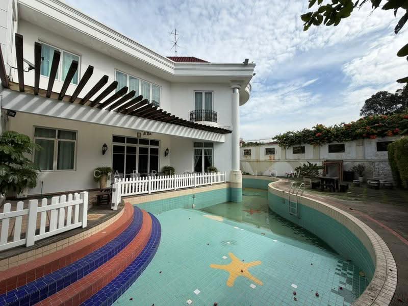 Bungalow House untuk Dijual di Taman Stulang Laut (Johor Bahru) - Carrien Siow - Exterior - PropertyGuru.com.my