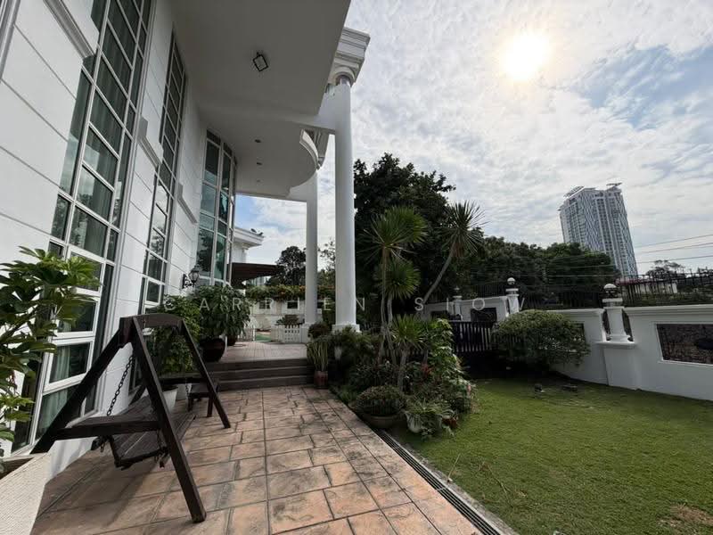 Bungalow House untuk Dijual di Taman Stulang Laut (Johor Bahru) - Carrien Siow - Exterior - PropertyGuru.com.my
