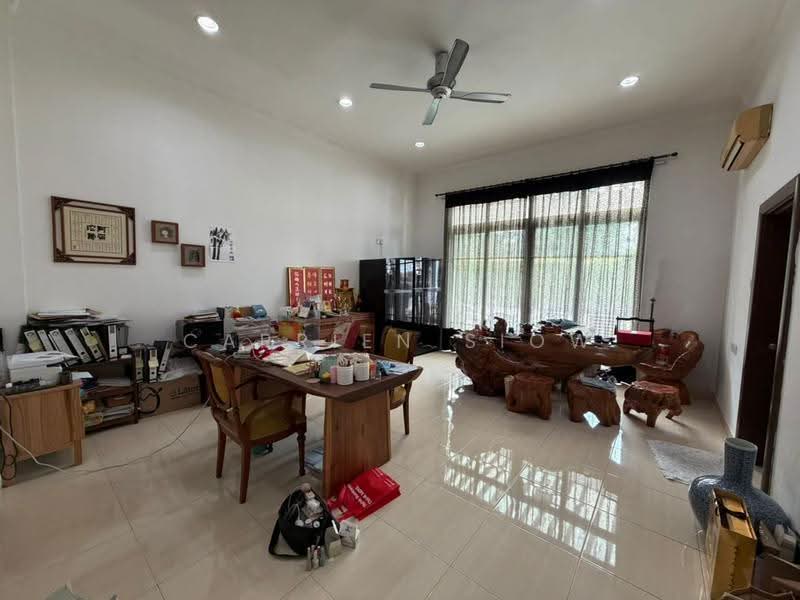 Bungalow House untuk Dijual di Taman Stulang Laut (Johor Bahru) - Carrien Siow - Study - PropertyGuru.com.my