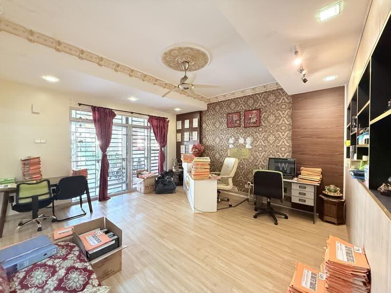 2-storey Terraced House for Sale in Bandar Seri Alam (Masai) - Carrien Siow - Study - PropertyGuru.com.my