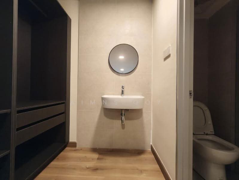 Kediaman Servis untuk Dijual di 8th & Stellar - Aimns Goy - Bathroom - PropertyGuru.com.my