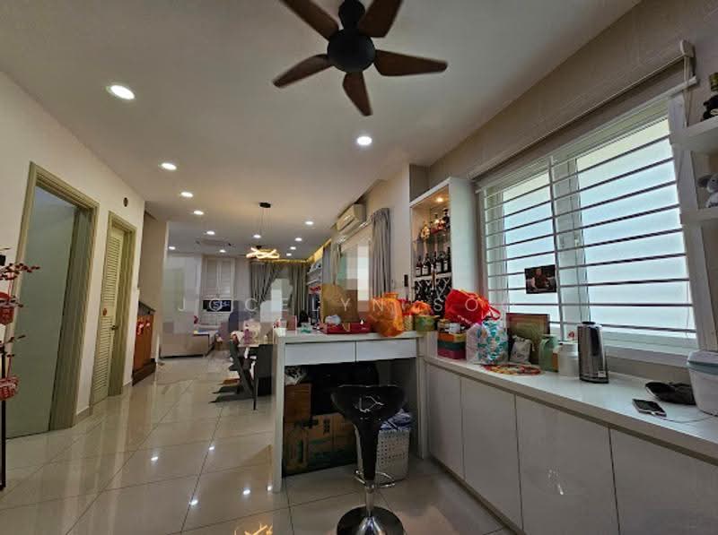 Rumah Berkembar untuk Dijual di Bandar Sungai Long (Selangor) - Jocelyn Soo - Living Room - PropertyGuru.com.my