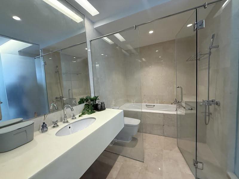 Condominium for Sale at Brunsfield EmbassyView - Kylie Hoh - Bathroom - PropertyGuru.com.my