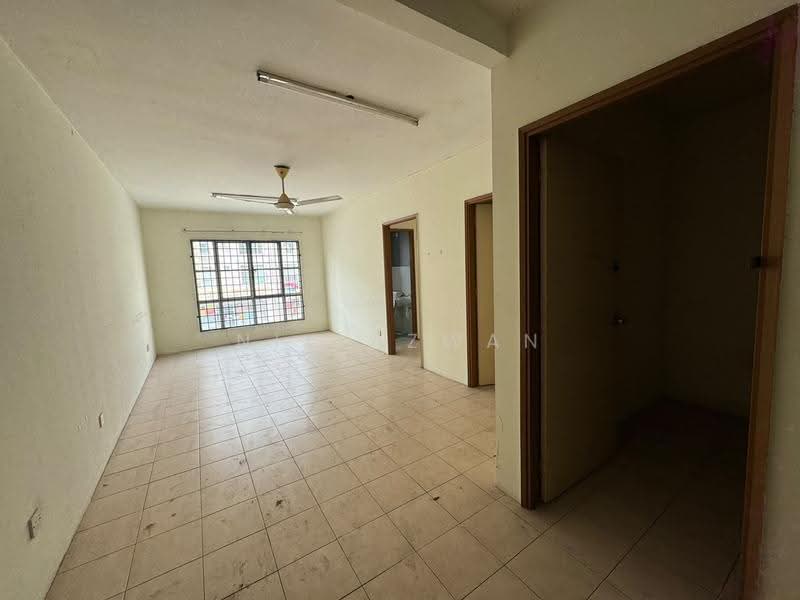 Apartment for Sale at Pusat Komersial Seksyen 7 - NIK AZWAN - PropertyGuru.com.my