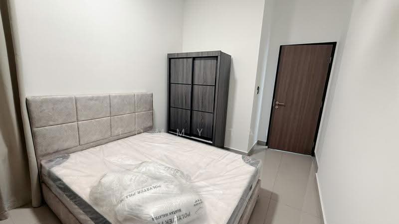 Service Residence for Rent at Vista Tiara (MBW Bay) - Tommy Tai - Bedroom - PropertyGuru.com.my